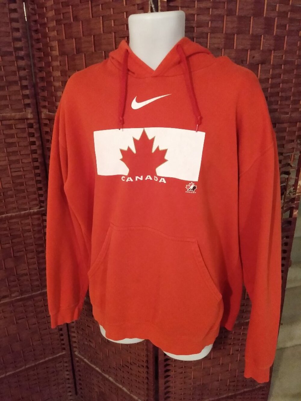 Vintage Nike Hockey Team Canada Hoodie Sweatshirt Size XXL Center Swoosh